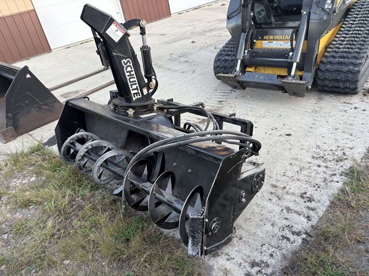 schulte-bx-74-72”-snowblower,-skidloader-qt,-hyd-spout,-hyd-deflector,-with-electric-control-box-image-1