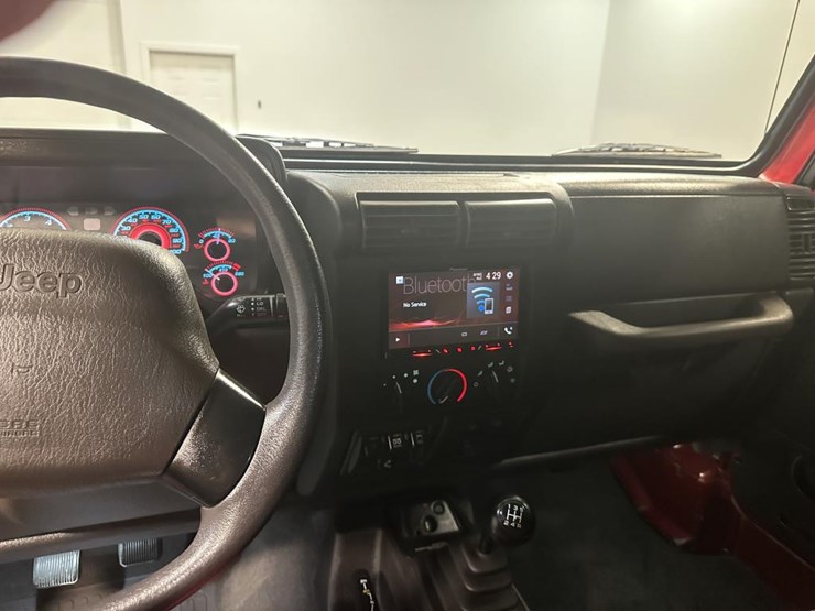 1999-jeep-wrangler-sport-image-35