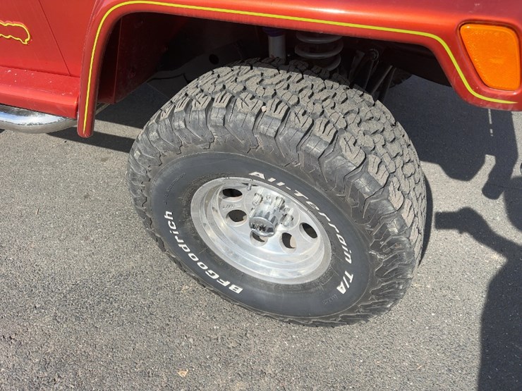 2004-jeep-wrangler-image-8