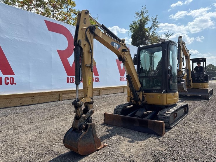2014-caterpillar-303.5e-cr-image-2