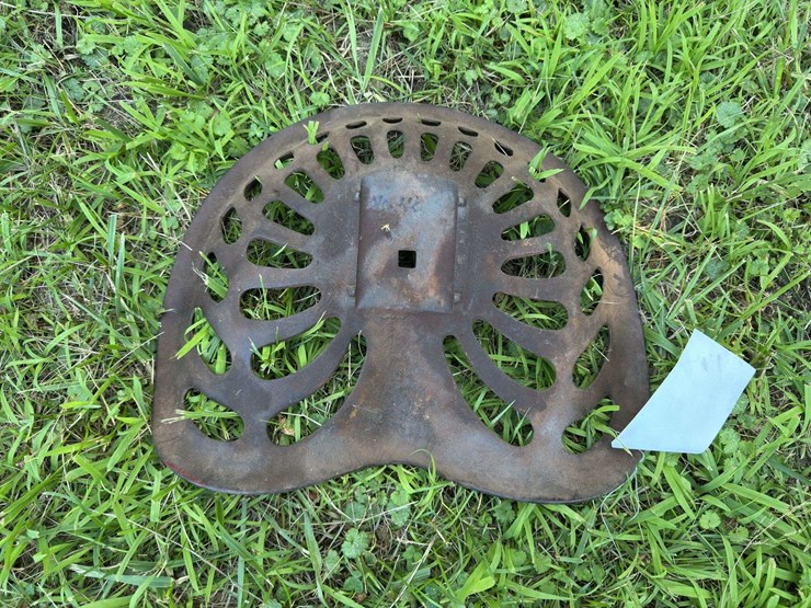 kinsman-seat-image-2