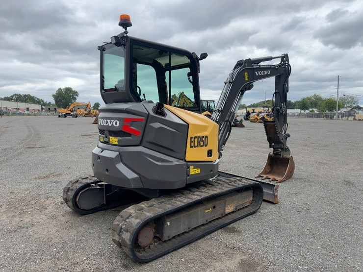 2021-volvo-ecr50f-mini-excavator-image-5