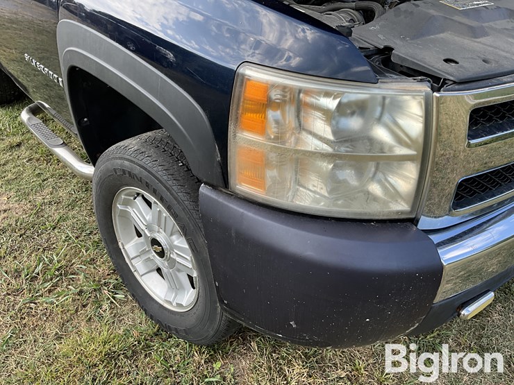2008-chevrolet-silverado-1500-ls-image-14