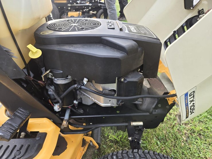 cub-cadet-gtx1054-image-10