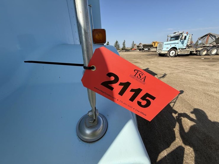 2015-kenworth-t800-image-90