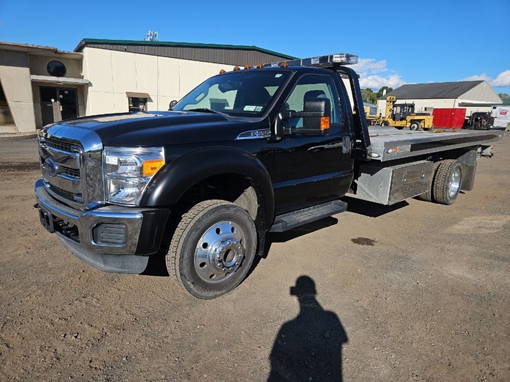 2014-ford-f550-xlt-image-1