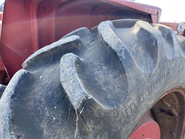 massey-ferguson-165-image-52