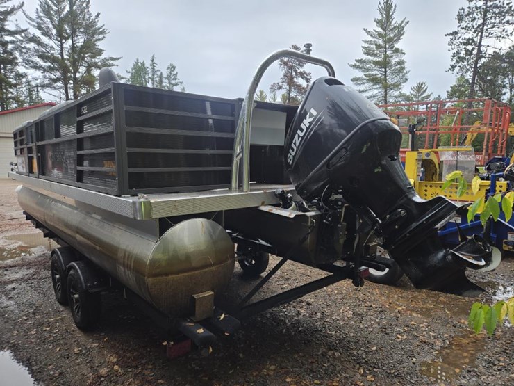 #1228-•-montego-bay-8522-pontoon-boat-w/-trailer-image-3