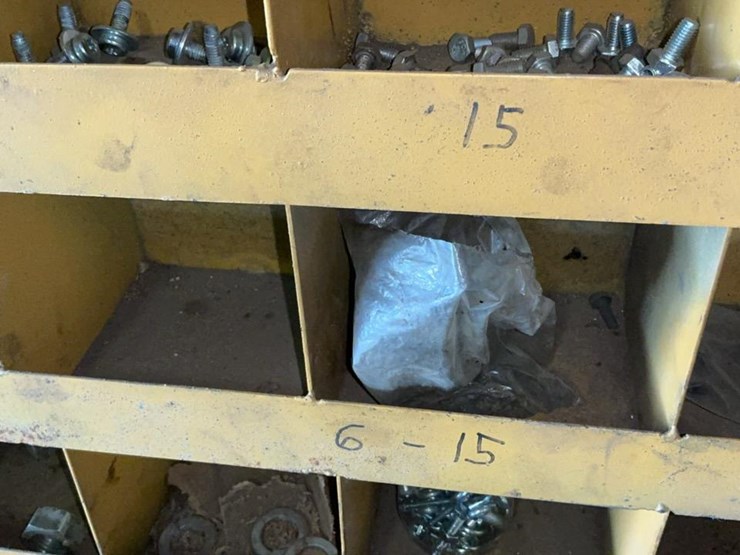 #122-•-nuts-and-bolts-racks-image-18