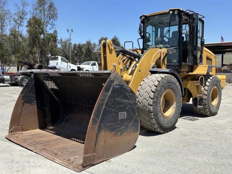 2022-caterpillar-930m-image-1