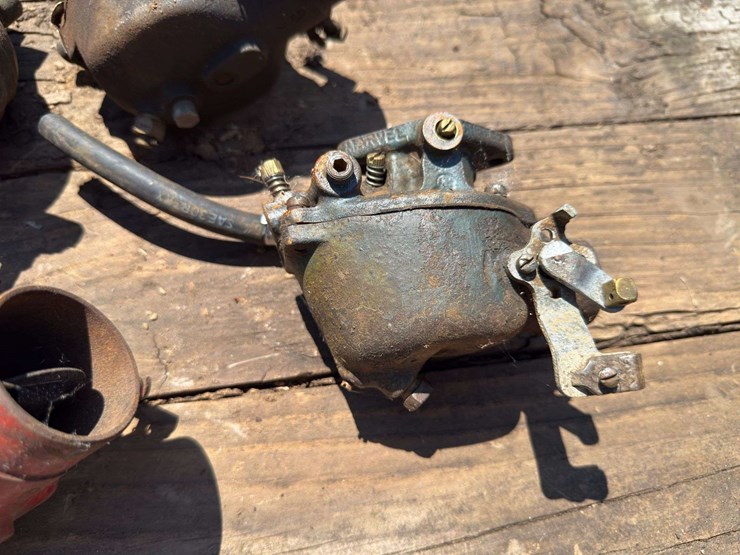 carburetor-assortment-image-11