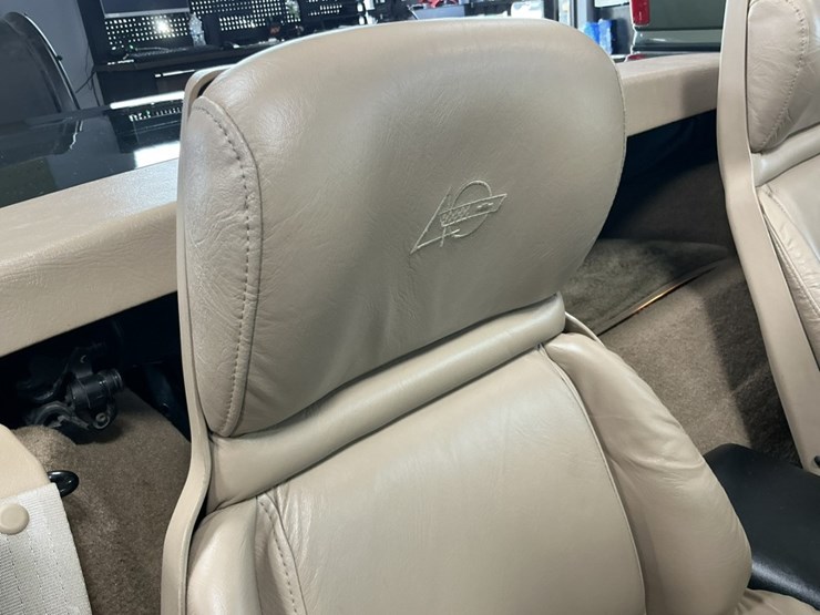 #2283-•-1993-chevrolet-corvette-convertible-image-61