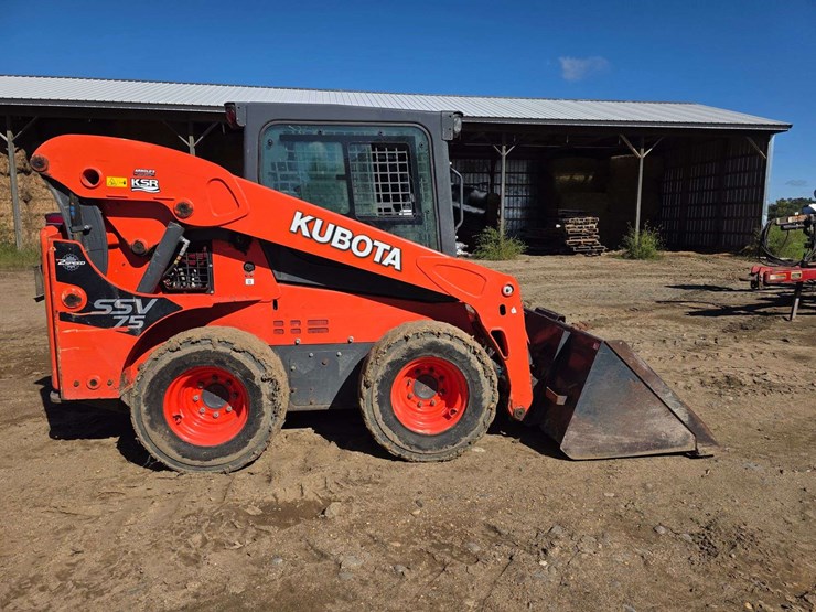 2019-kubota-ssv75-image-2
