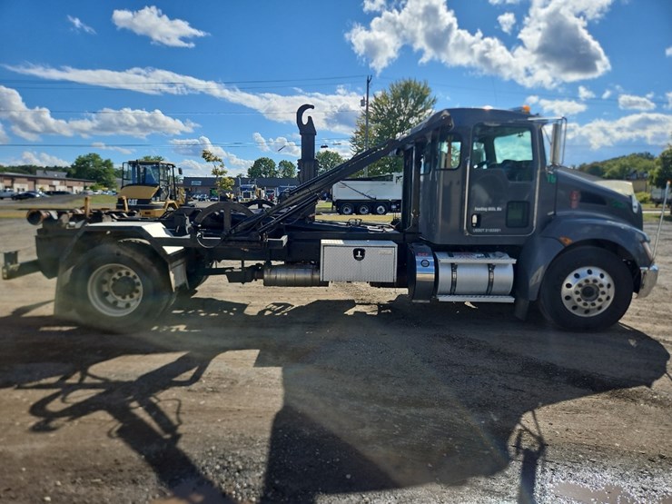 2017-kenworth-t370-image-4