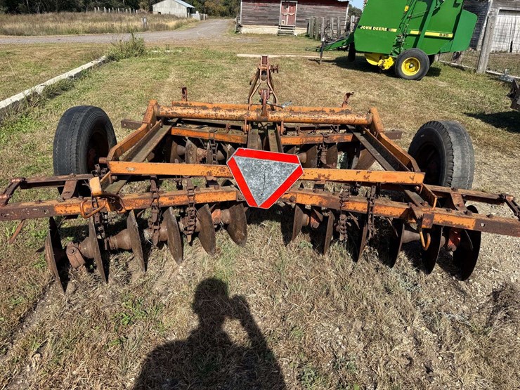 8’-tandem-disk,-no-cylinder,-needs-work,-loading-is-available.-this-item-is-located-in-south-dakota,-image-5