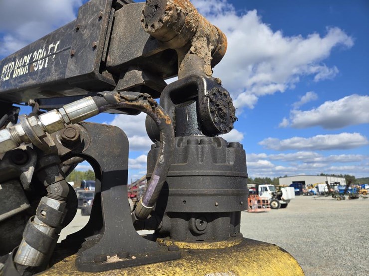 2010-john-deere-2010-image-36