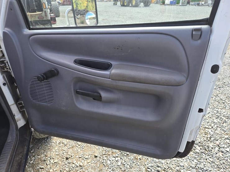 1997-dodge-ram-3500-image-37