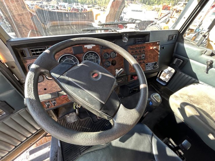 2000-kenworth-t800-image-74