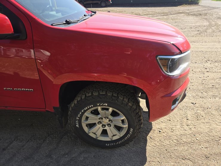 2015-chevrolet-colorado-image-17
