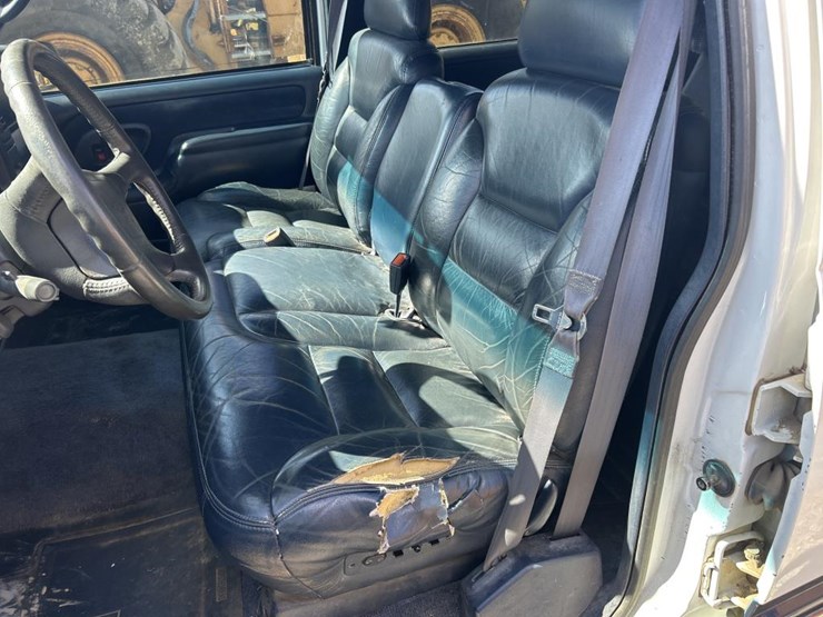 1997-chevrolet-tahoe-image-54