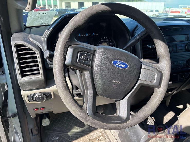 2017-ford-f350-image-14