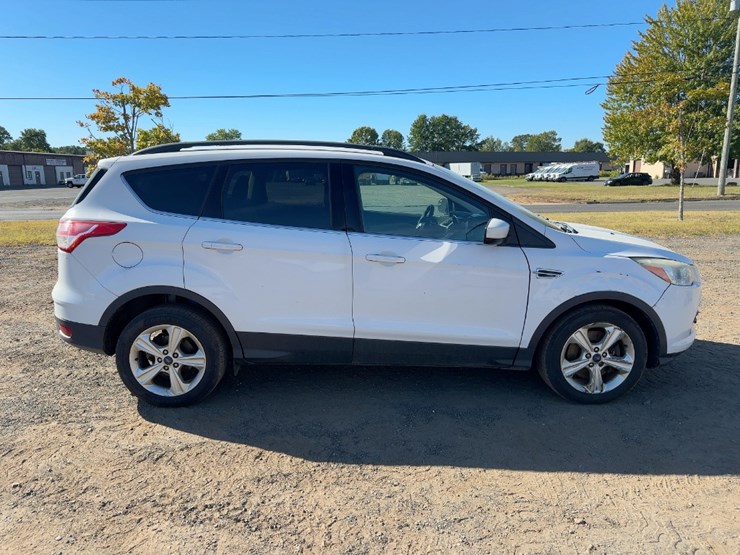 2014-ford-escape-se-image-6