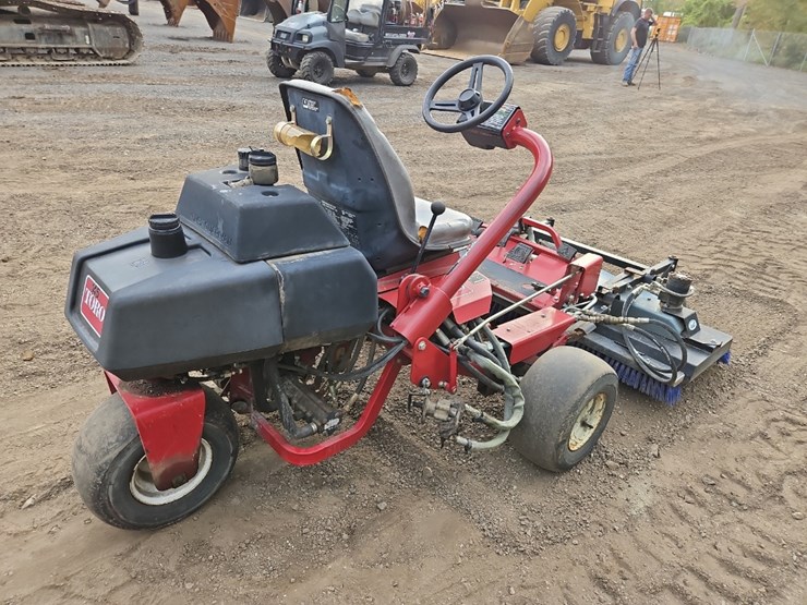 toro-greensmaster-3100-image-5