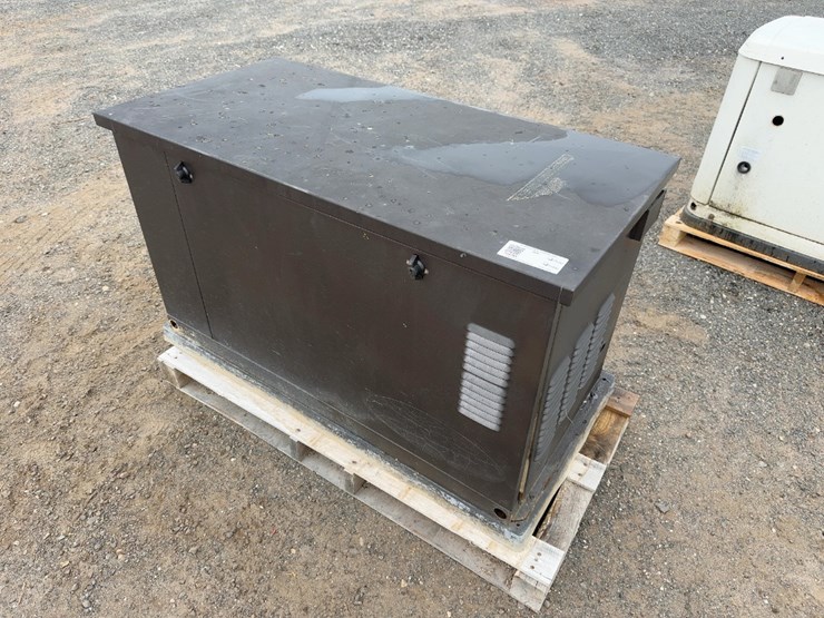 generac-0044563-12kw-generator-image-1