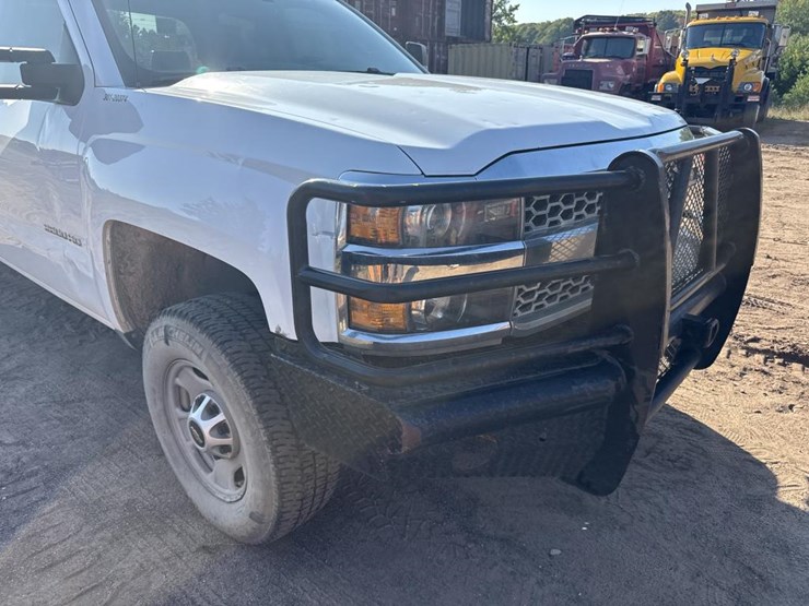 2019-chevrolet-2500-image-22