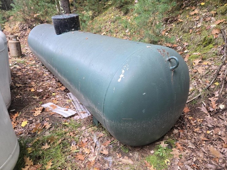 #2826-•-bs&b-1000-gallon-lp-tank-image-2