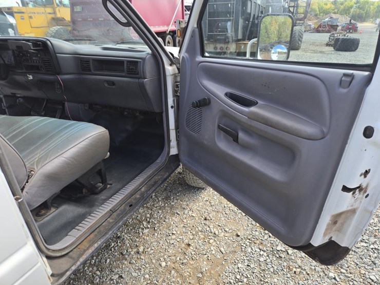 1997-dodge-ram-3500-image-36