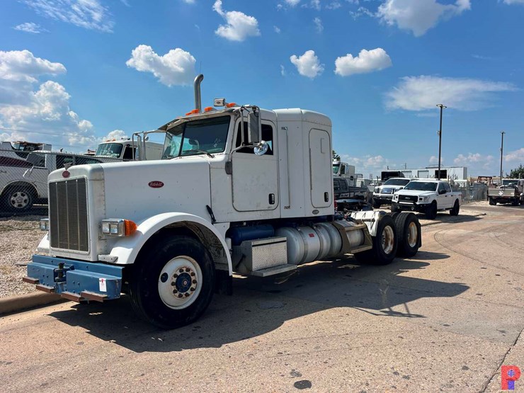 2005-peterbilt-378-image-6