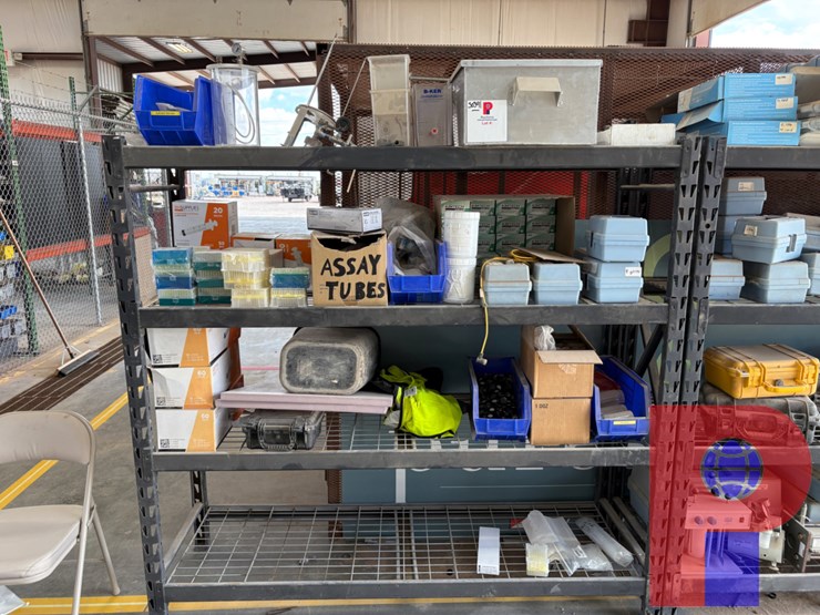 6’-x-2’-x-6’-shelving-unit-w/-lab-equipment-image-1