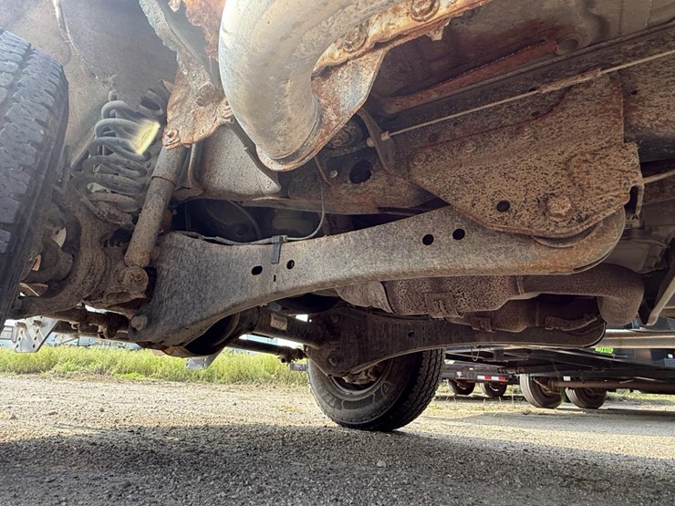 2013-ford-f350-image-33