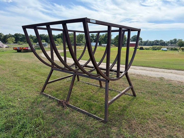 livestock-large-round-bale-feeder-image-4
