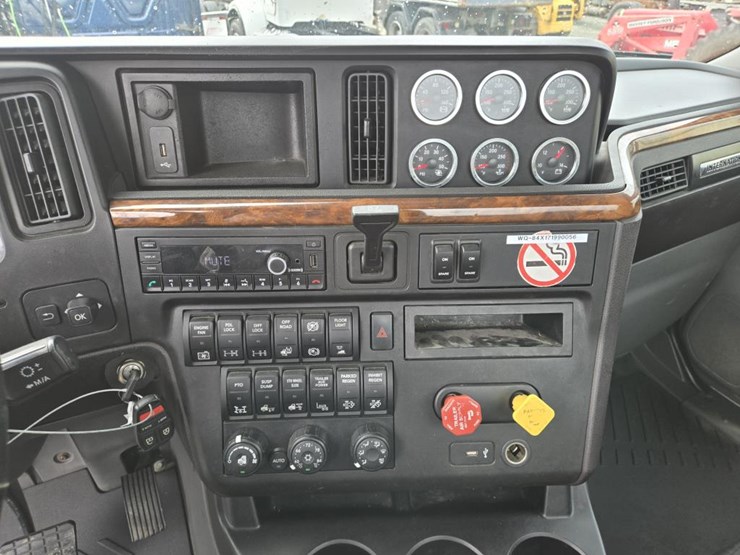 2021-international-lt-image-58