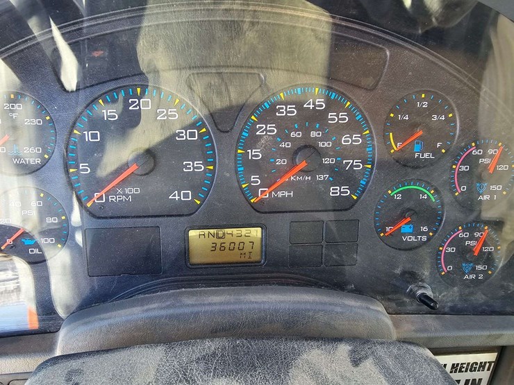 2006-international-durastar-4400-image-38