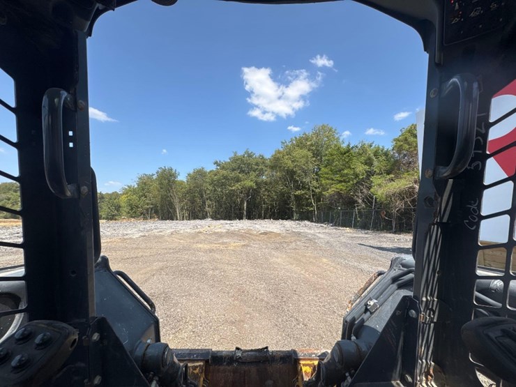 2019-deere-325g-image-23