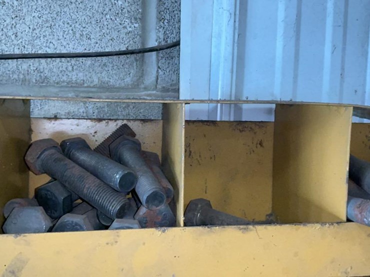 #122-•-nuts-and-bolts-racks-image-45
