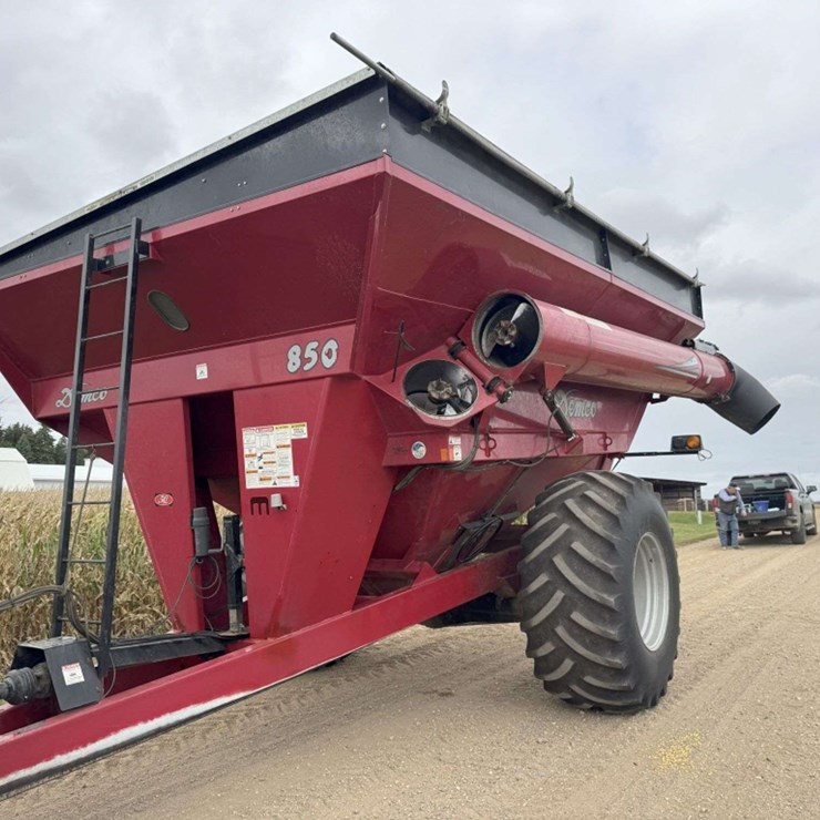 2015 DEMCO 850