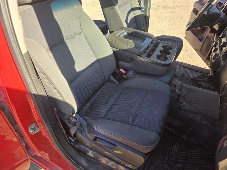 2016-chevrolet-silverado-1500-image-38