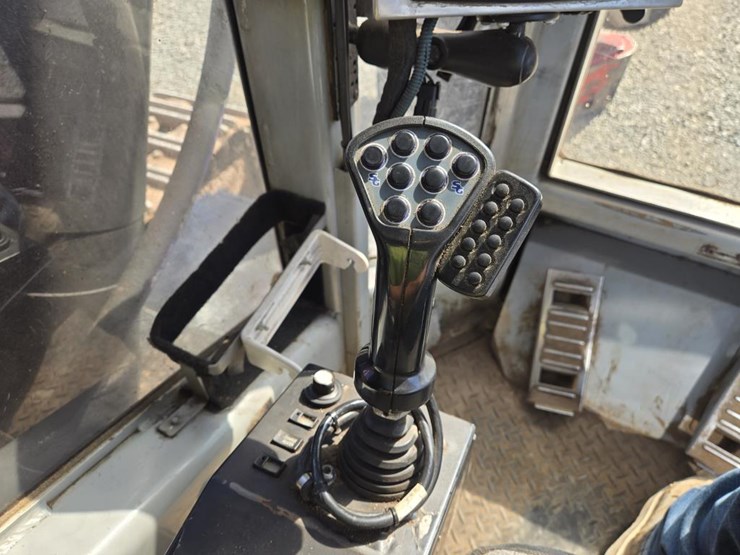 2010-timberpro-tn725b-image-75