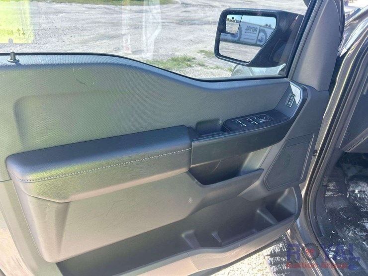 2023-ford-f150-image-13