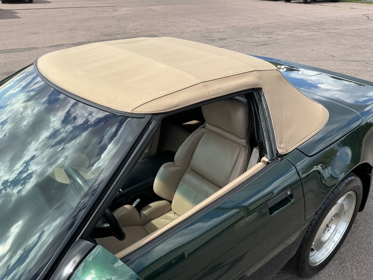 #2283-•-1993-chevrolet-corvette-convertible-image-9