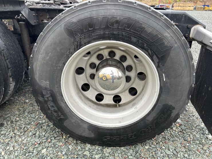 2018-kenworth-t680-image-99