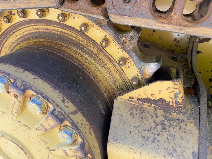 2011-caterpillar-d4k-xl-image-19
