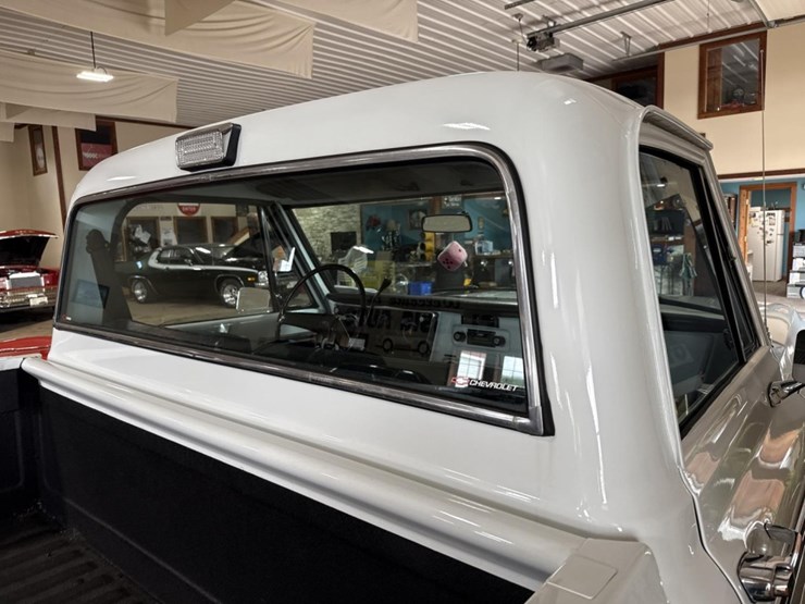 #1389-•-1970-chevrolet-cst/10-pickup-truck-image-32