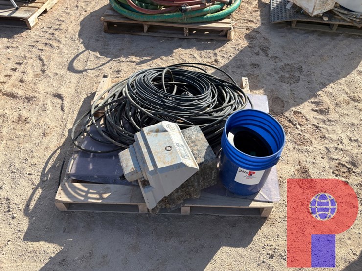 (4)-pallets-w/-assorted-hoses,-pvc-fittings,-bolts,-etc.-image-1