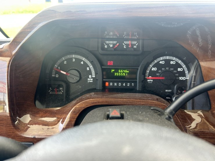 2017-ford-e450-image-42