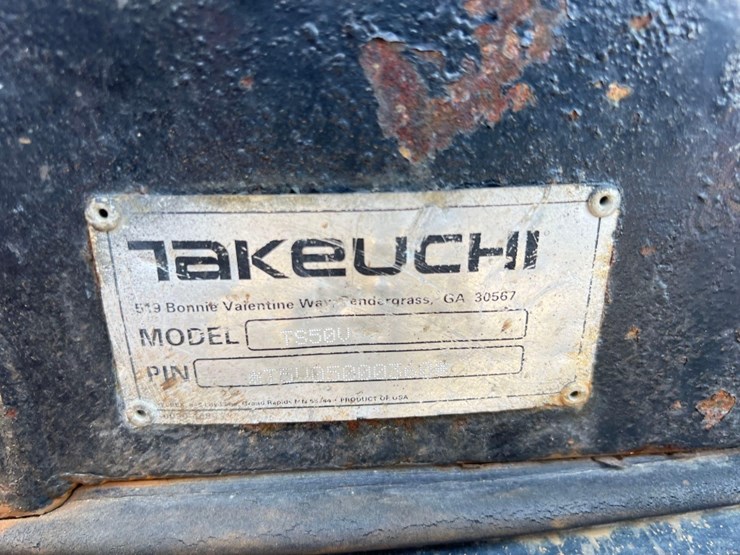 2017-takeuchi-ts50v-image-21